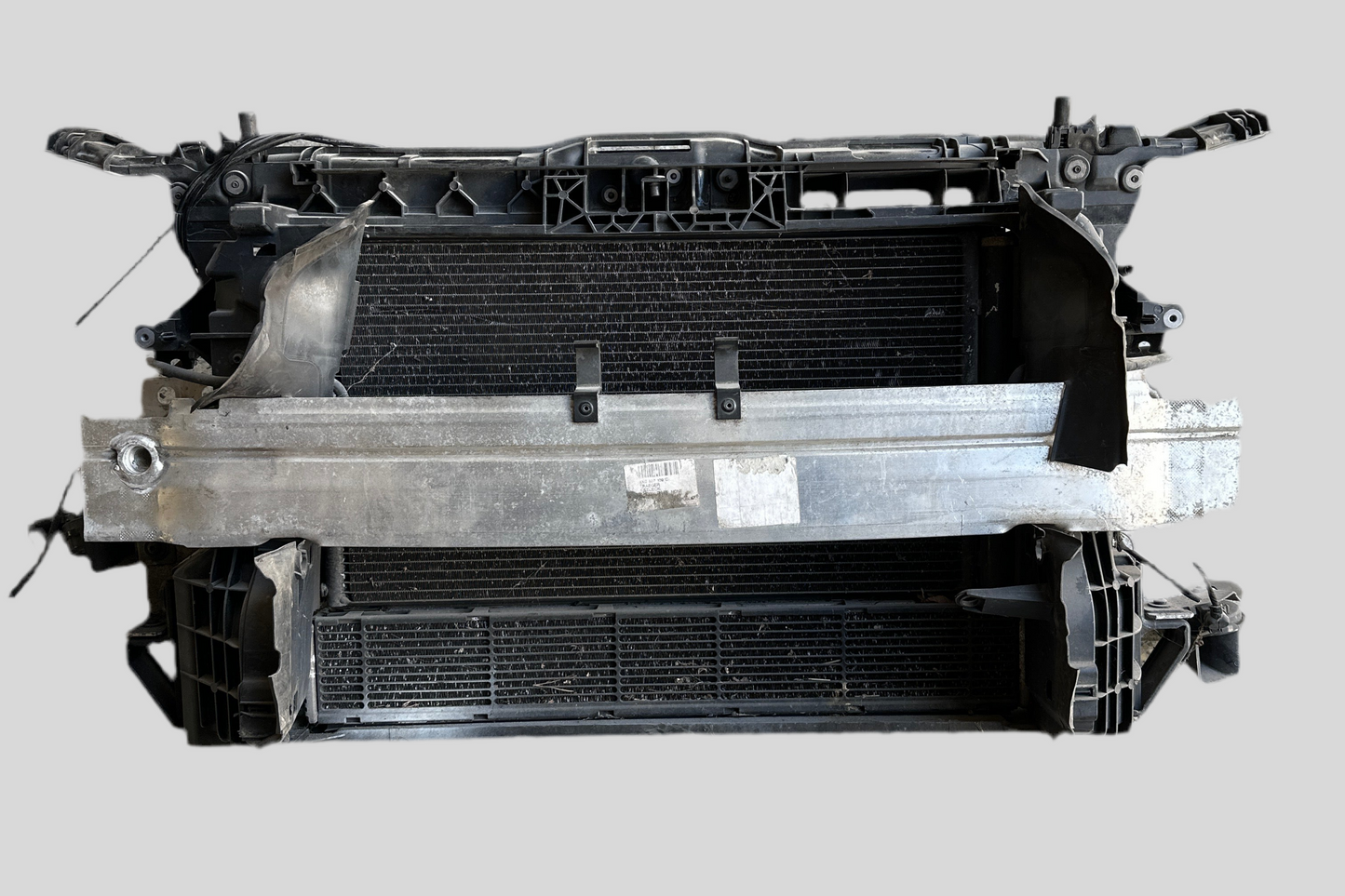Audi A1 ön panel dolu