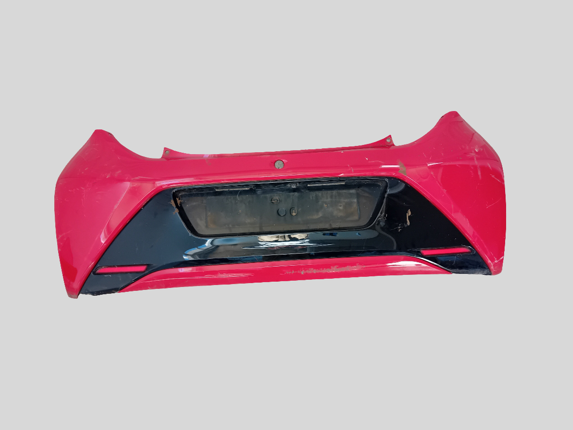 Toyota IQ arka tampon