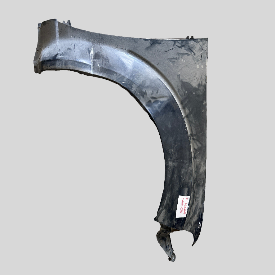 Nissan navara right front fender