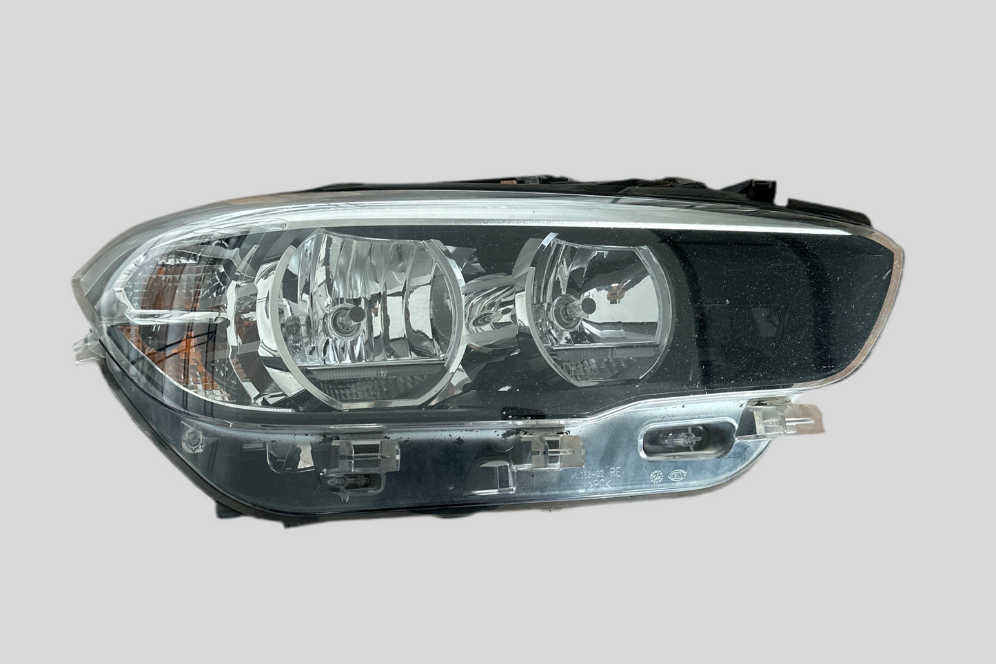 BMW 1 F20 sağ ön far