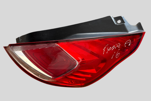 Ford Fiesta sağ arka stop