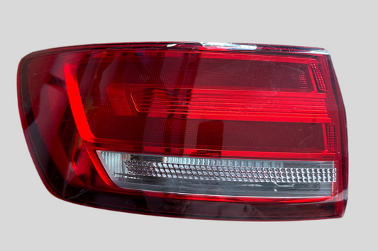 Audi A4 sol arka stop