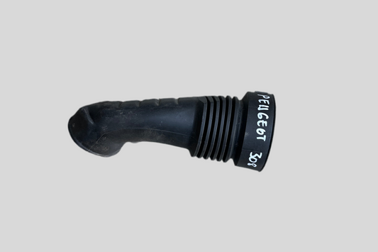 Peugeot 308 air intake hose