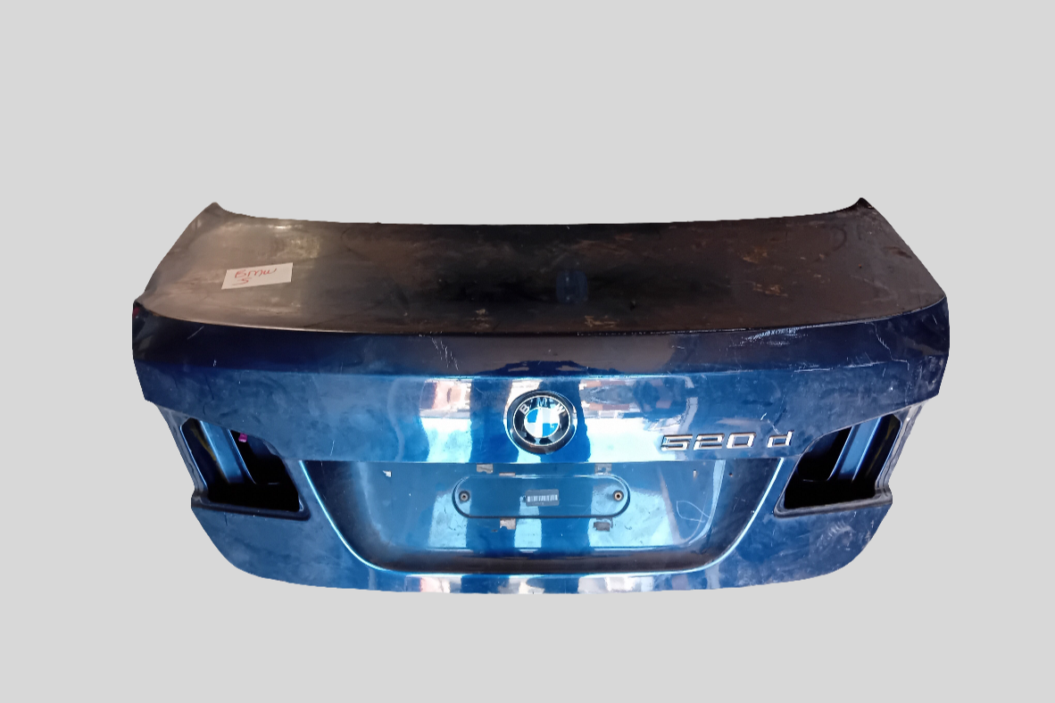 BMW 5 bagaj kapısı
