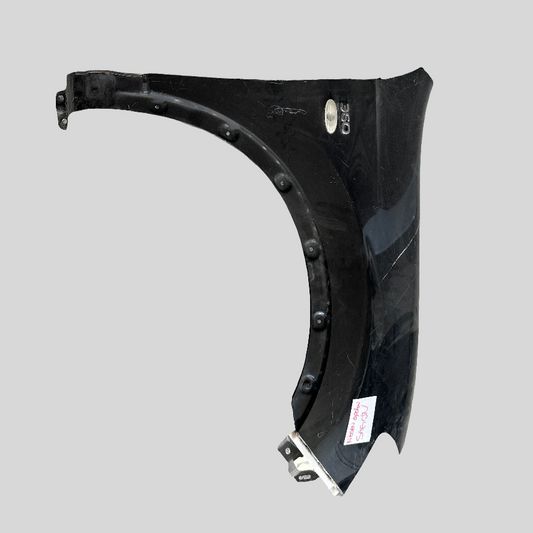 Nissan Qashqai right front fender