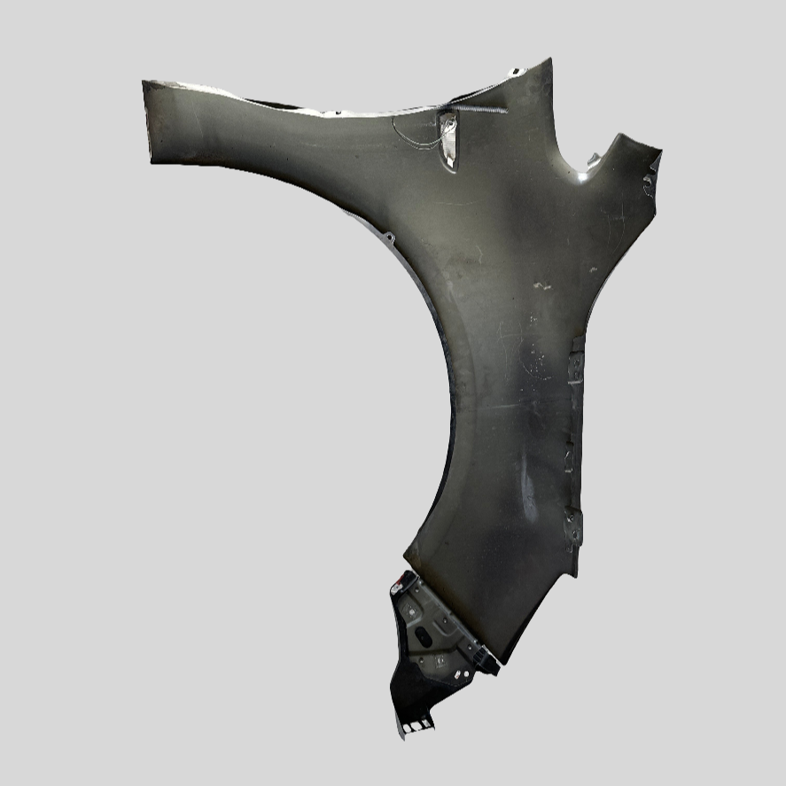 Opel Astra left front fender