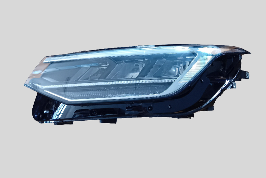 Volkswagen Tiguan sol ön far
